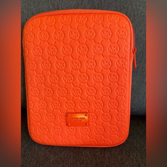 Michael Kors Ipad case cover pouch mango color 8x10” soft padded - Picture 1 of 8